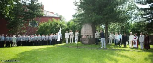 Tartu-laulupidu-2014-tule-suutamine-008