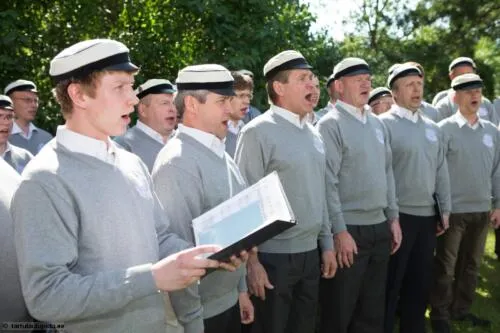 Tartu-laulupidu-2014-tule-suutamine-026