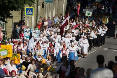 Tartu-laulupidu-2014-rongkaik-027