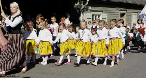 Tartu-laulupidu-2014-rongkaik-042