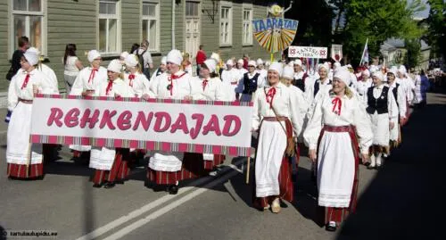 Tartu-laulupidu-2014-rongkaik-046