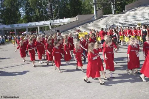 Tartu-laulupidu-2014-rongkaik-158