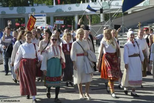Tartu-laulupidu-2014-rongkaik-225