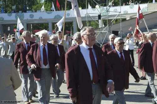 Tartu-laulupidu-2014-rongkaik-250