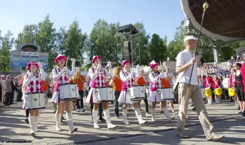 Tartu-laulupidu-2014-rongkaik-296