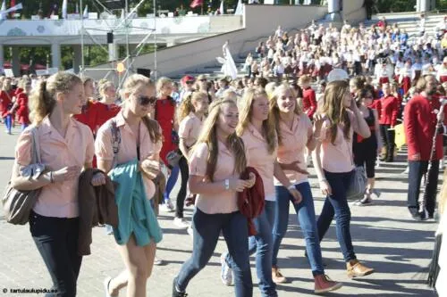 Tartu-laulupidu-2014-rongkaik-298