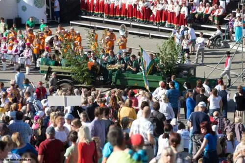 Tartu-laulupidu-2014-rongkaik-302