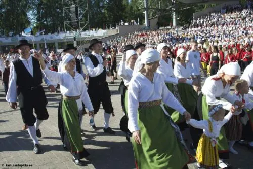 Tartu-laulupidu-2014-rongkaik-311