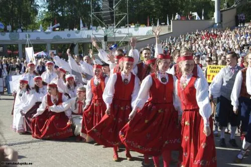 Tartu-laulupidu-2014-rongkaik-317