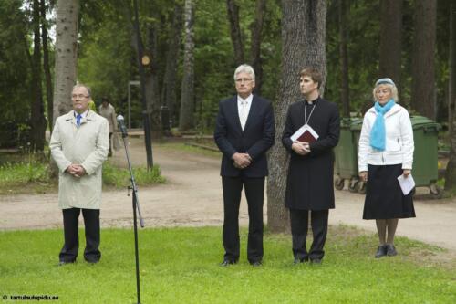 2014-Malestustseremoonia-Raadi-kalmistul-010