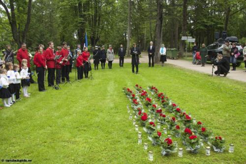 2014-Malestustseremoonia-Raadi-kalmistul-016