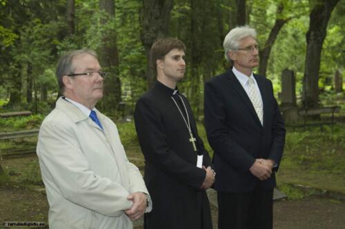 2014-Malestustseremoonia-Raadi-kalmistul-048