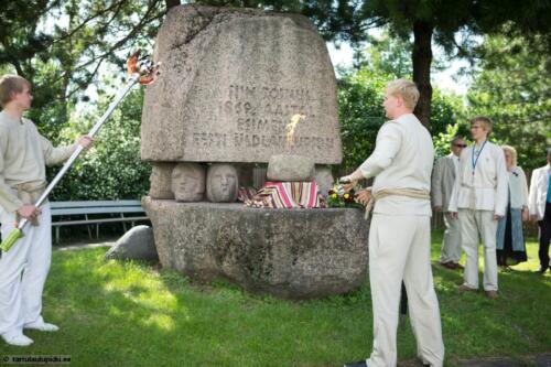 Tartu-laulupidu-2014-tule-suutamine-010