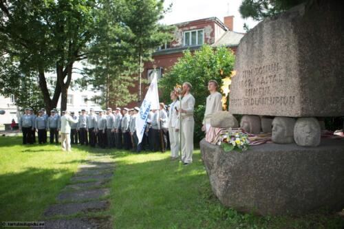 Tartu-laulupidu-2014-tule-suutamine-018