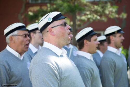 Tartu-laulupidu-2014-tule-suutamine-027