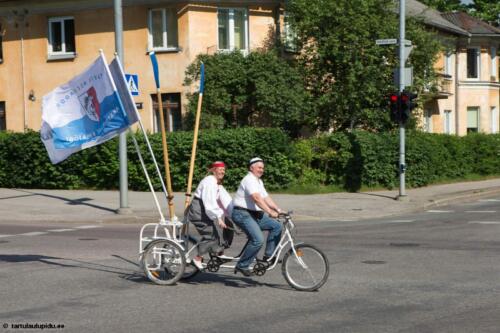 Tartu-laulupidu-2014-tule-suutamine-032