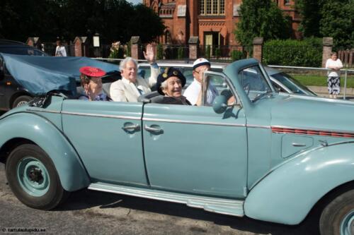 Tartu-laulupidu-2014-tule-suutamine-037