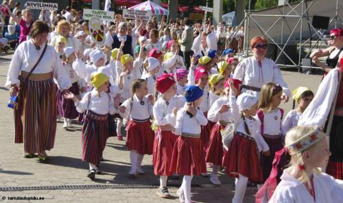 Tartu-laulupidu-2014-rongkaik-183