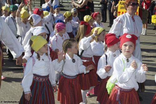 Tartu-laulupidu-2014-rongkaik-189